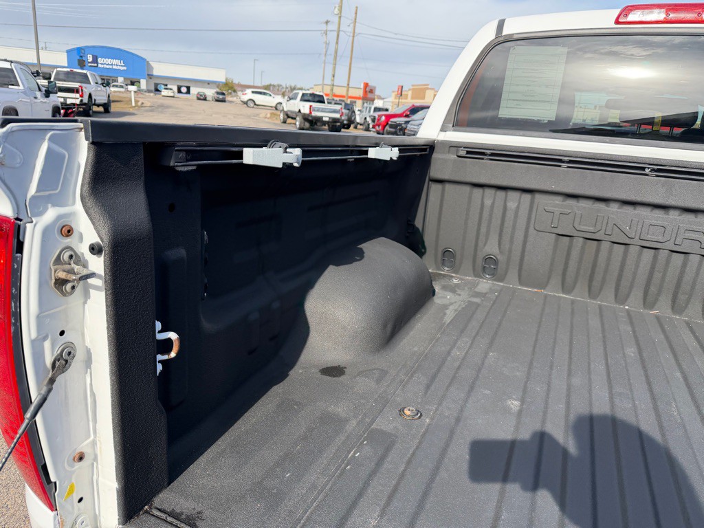 2017 Toyota Tundra Image 42