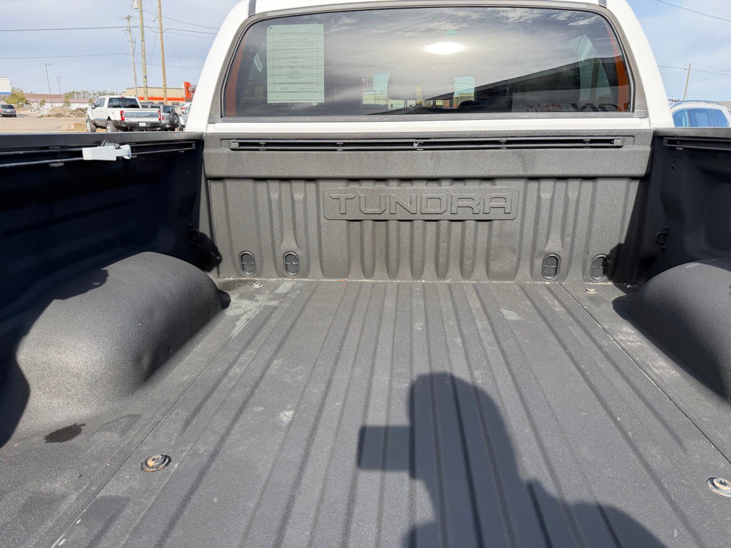 2017 Toyota Tundra Image 43