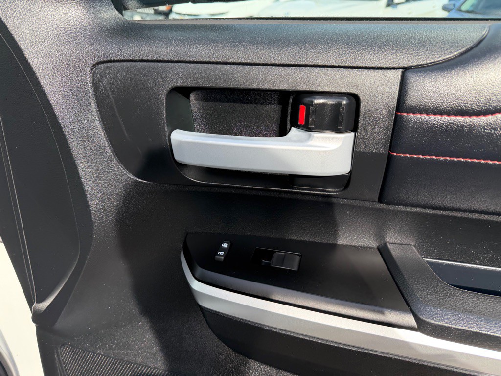 2017 Toyota Tundra Image 54