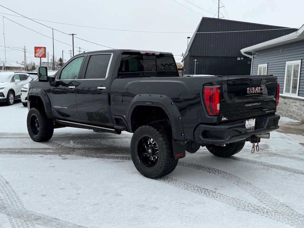 2021 GMC Sierra Image 3