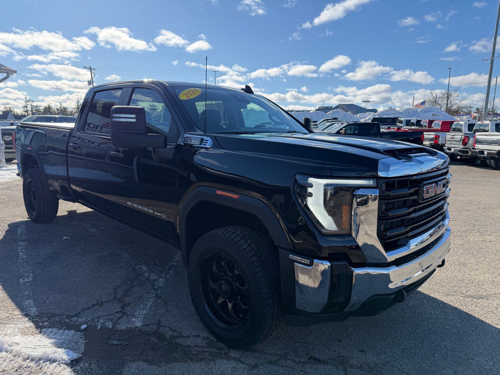 2024 GMC Sierra Image 7