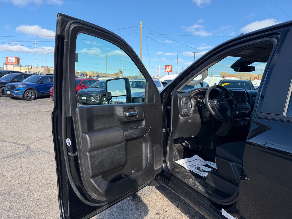 2024 GMC Sierra Image 12