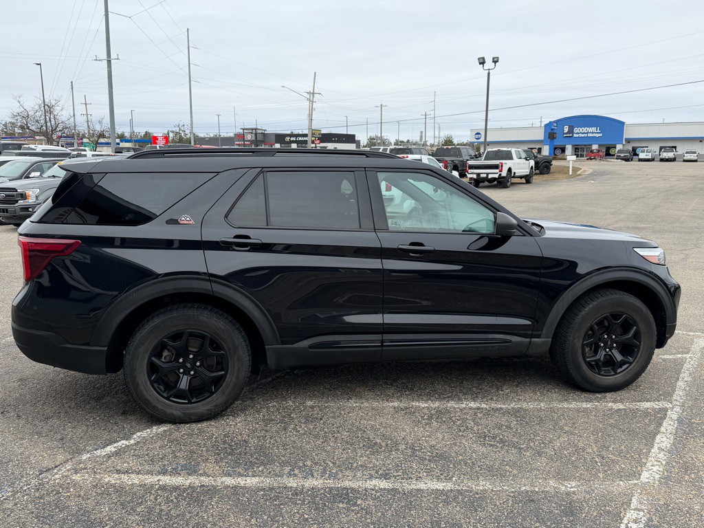 2022 Ford Explorer Image 6