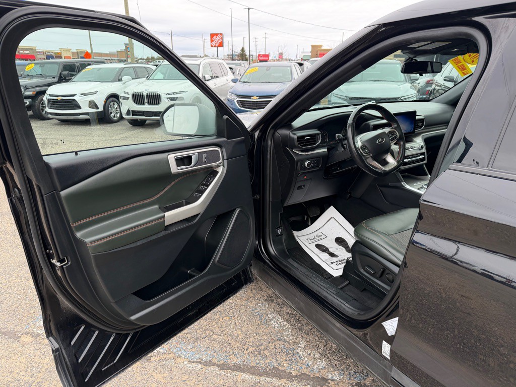 2022 Ford Explorer Image 10