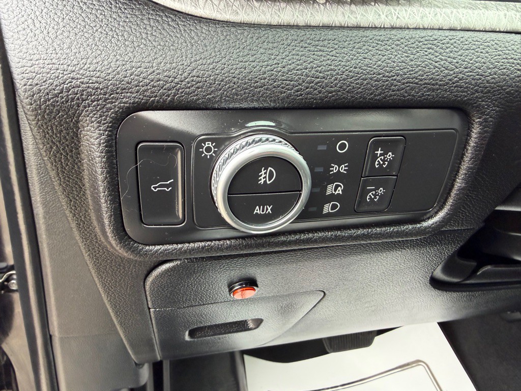 2022 Ford Explorer Image 15