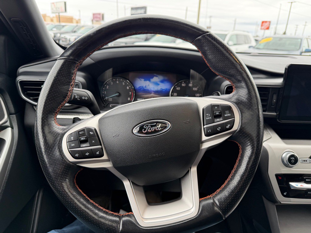 2022 Ford Explorer Image 16