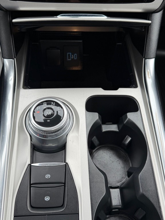 2022 Ford Explorer Image 27