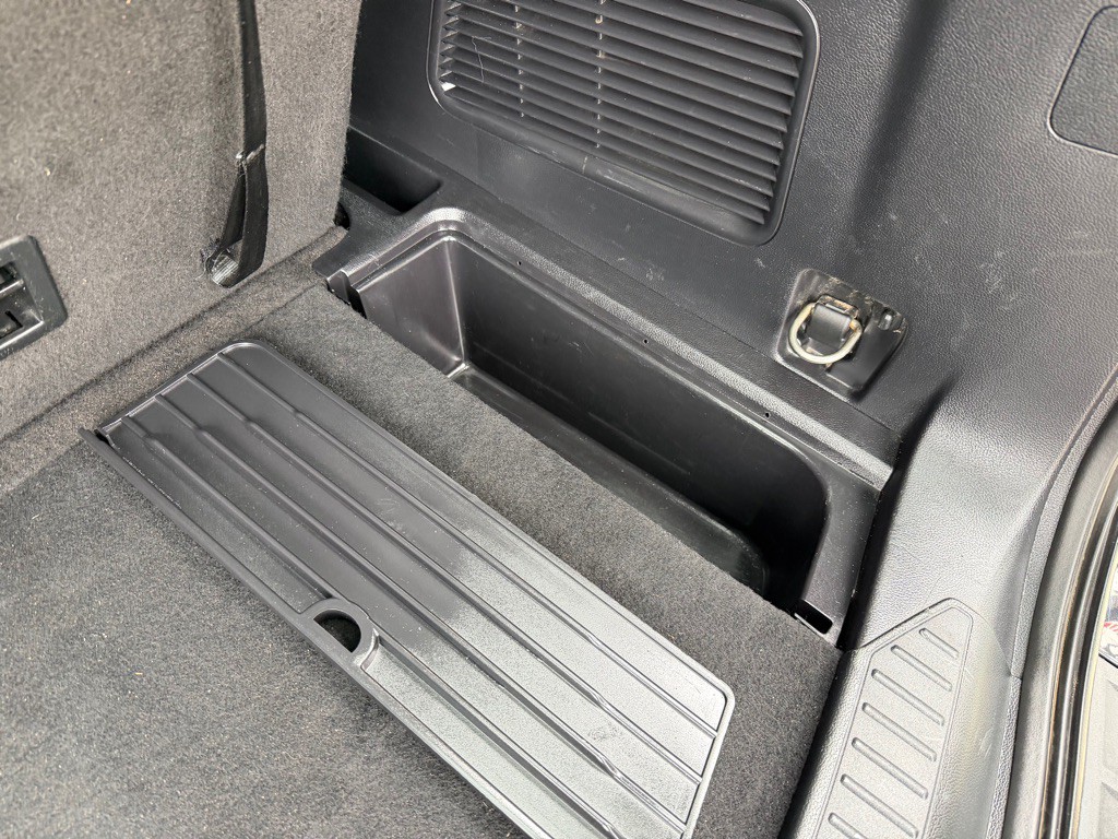 2022 Ford Explorer Image 47