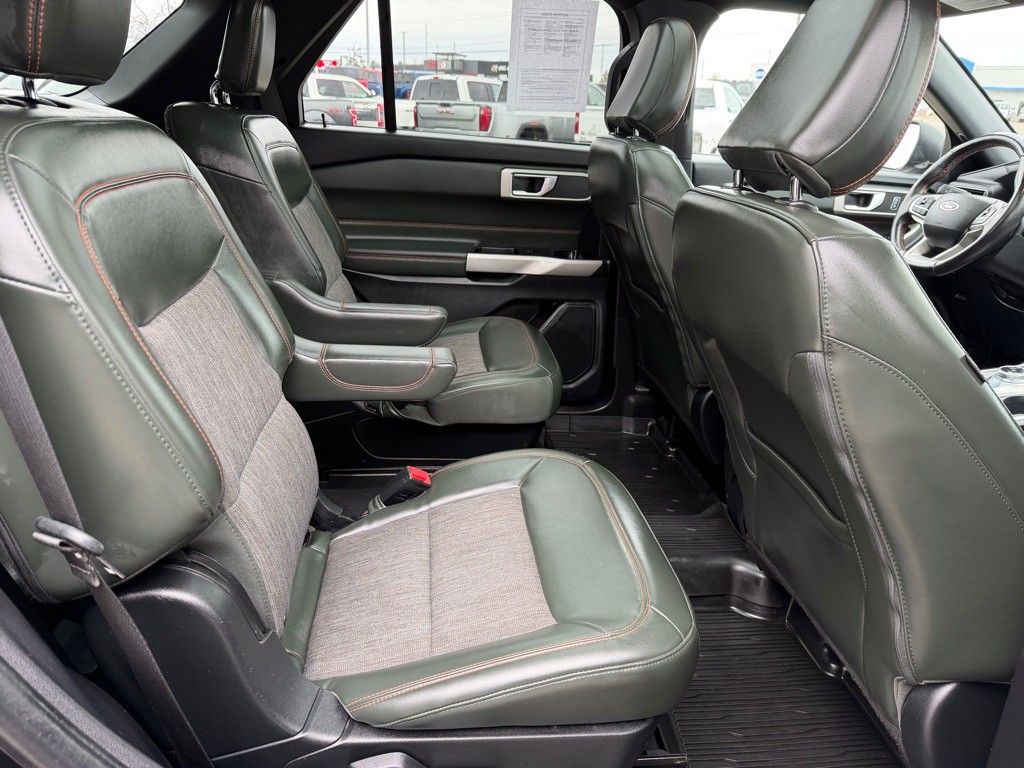 2022 Ford Explorer Image 57