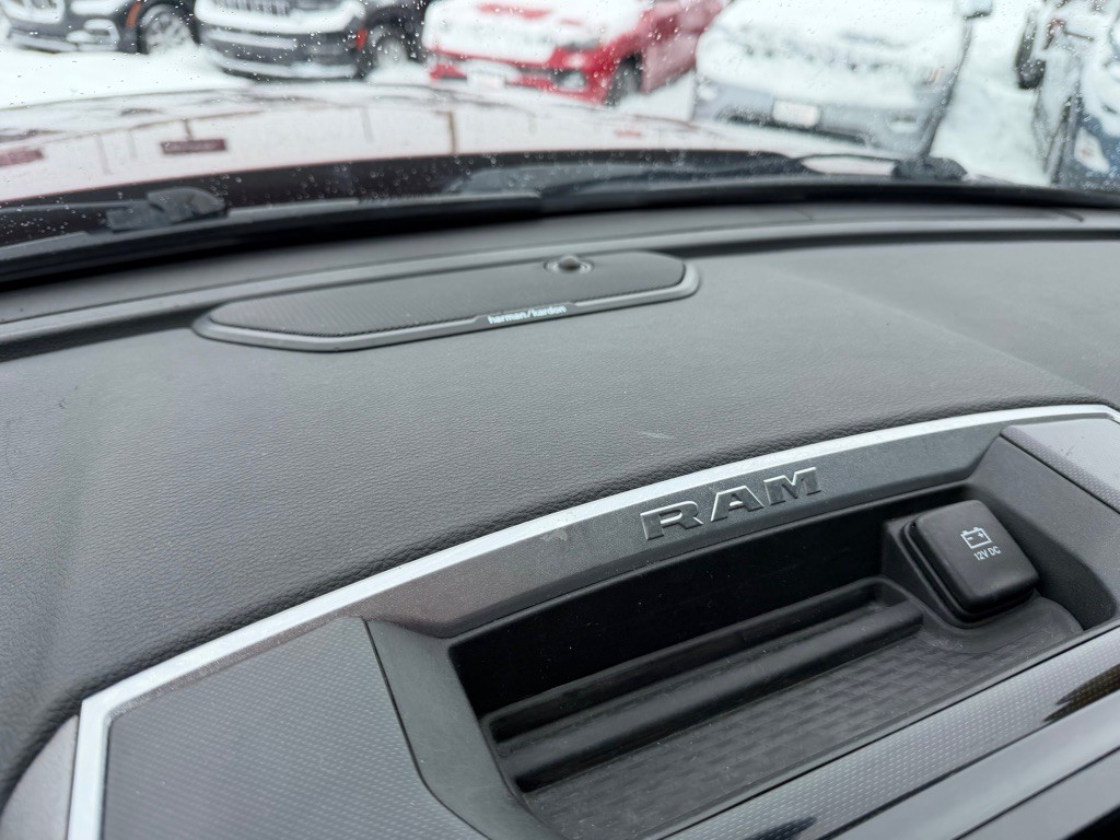 2021 RAM 2500 Image 37