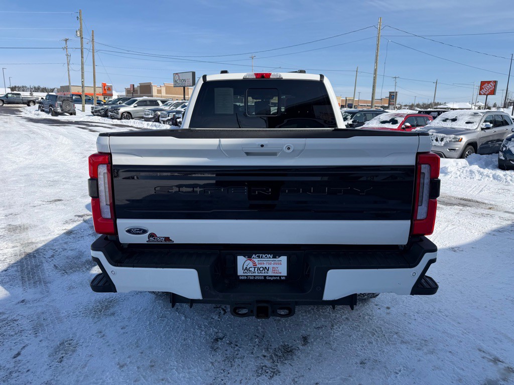 2025 Ford F-350 Image 4