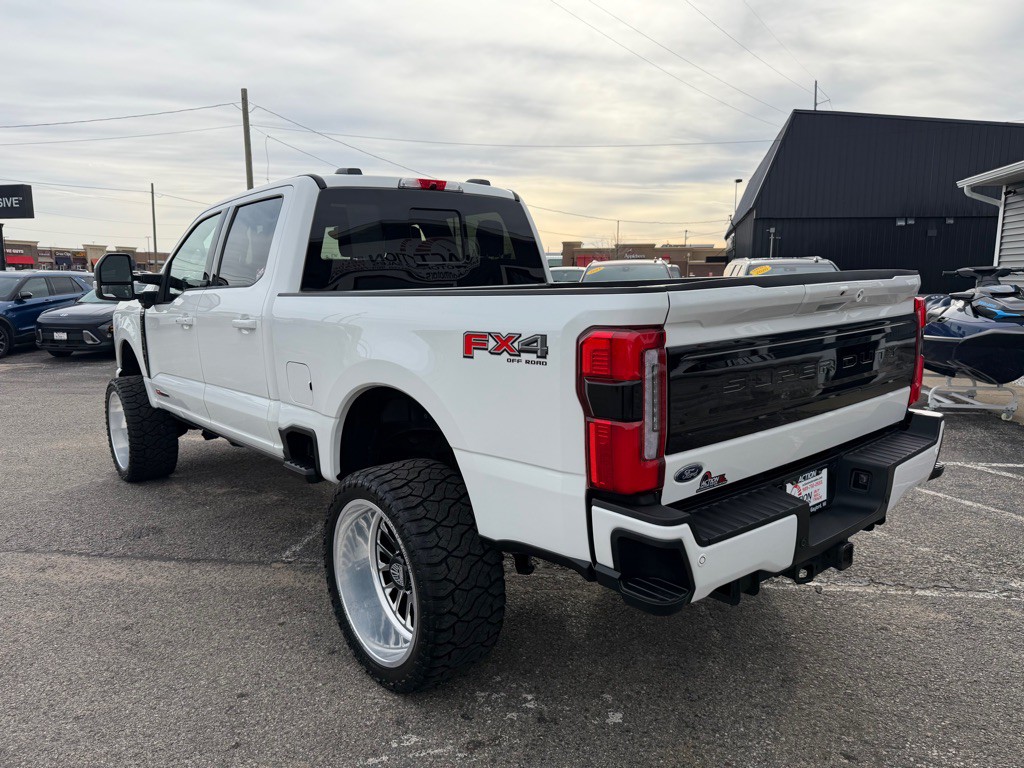 2025 Ford F-350 Image 3