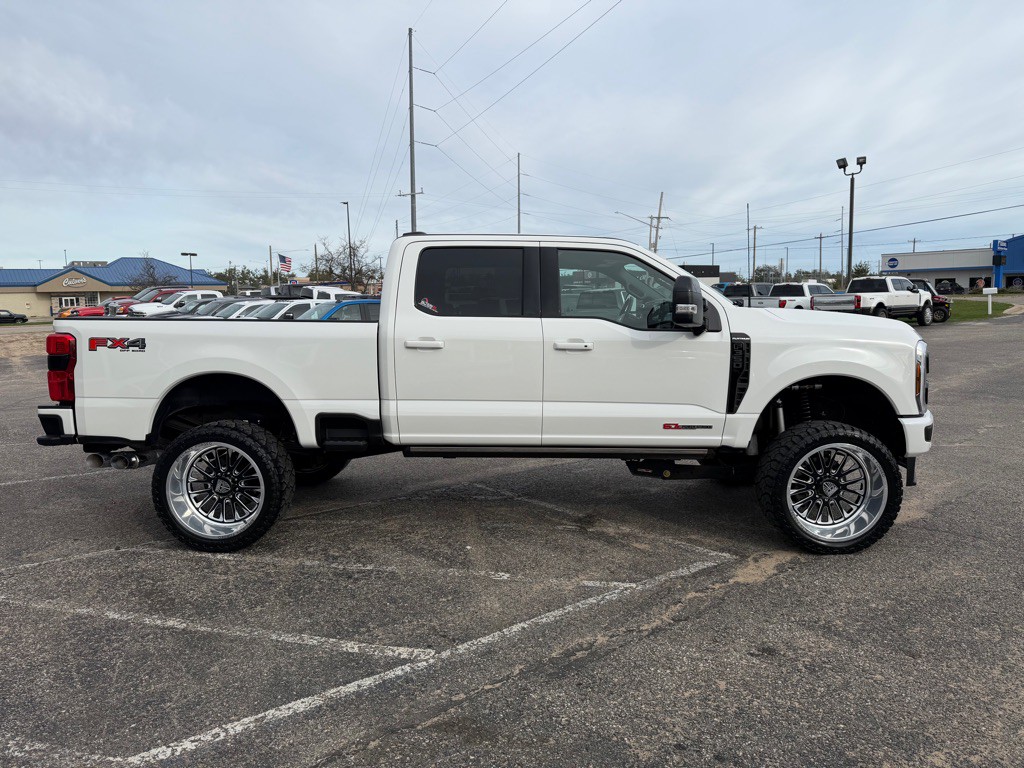 2025 Ford F-350 Image 6