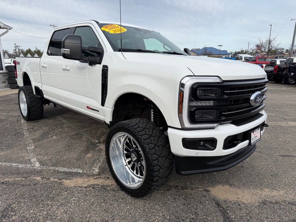 2025 Ford F-350 Image 7