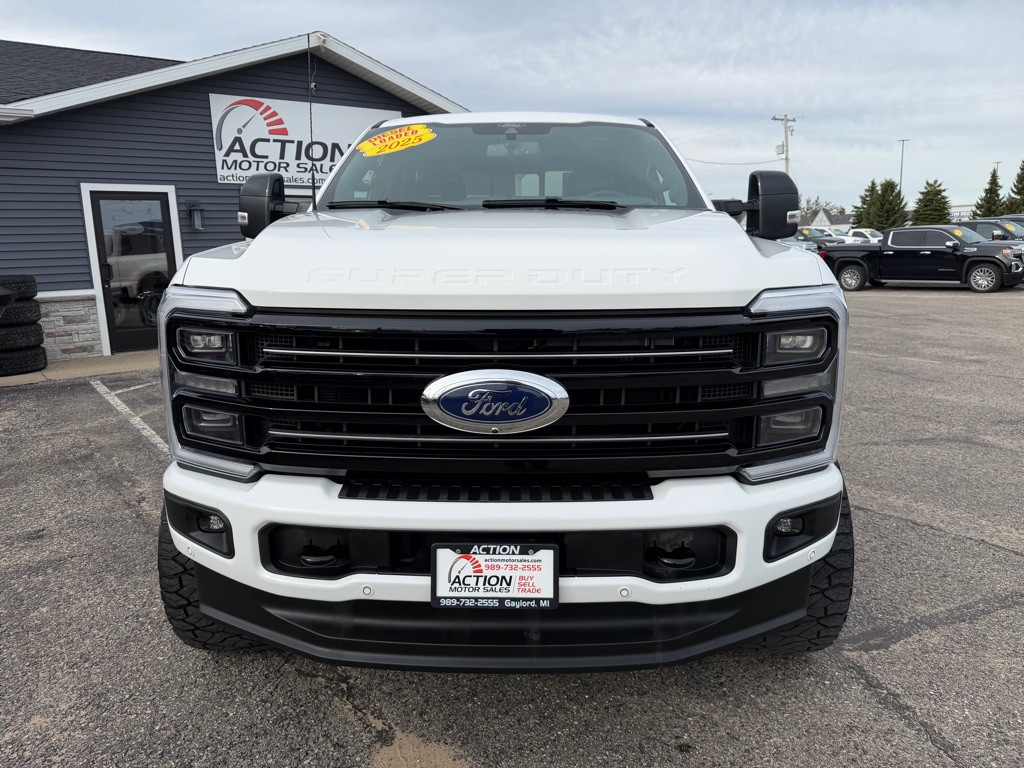 2025 Ford F-350 Image 8