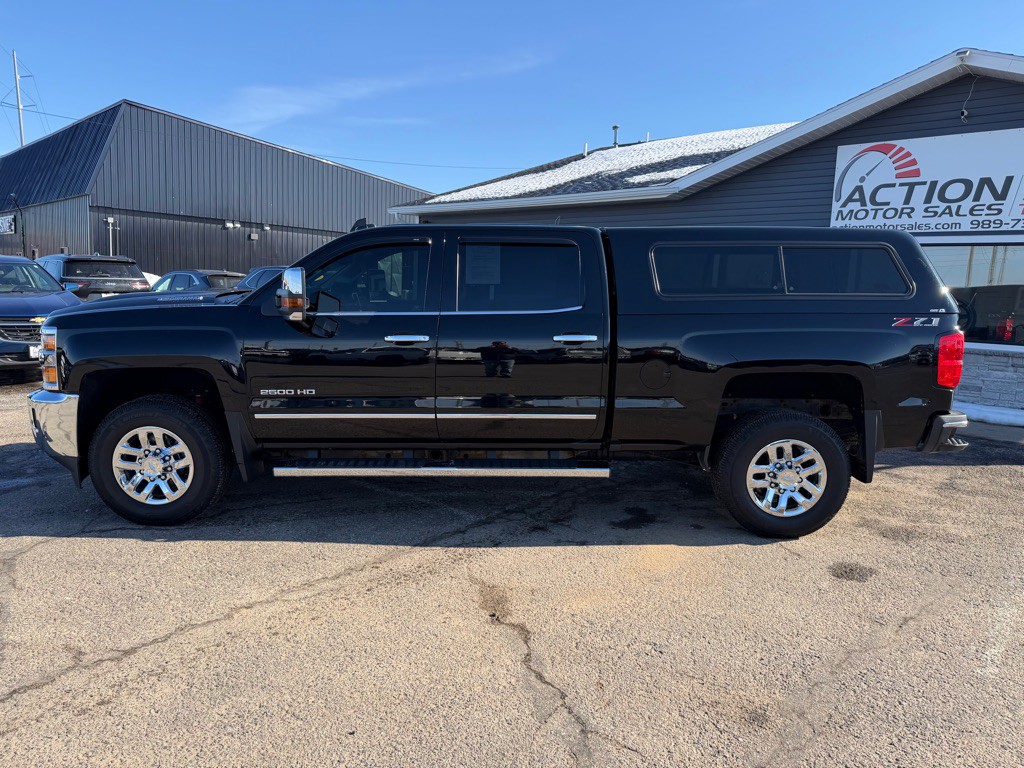 2019 Chevrolet Silverado 1500 Image 2