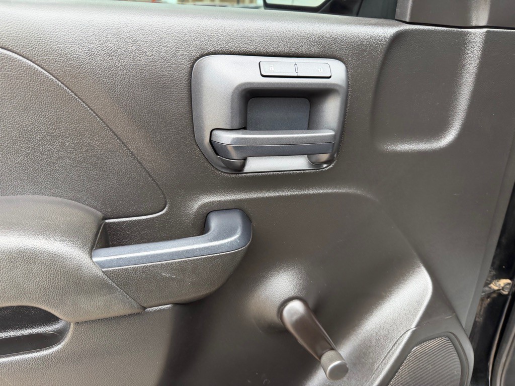 2018 Chevrolet Silverado 1500 Image 11