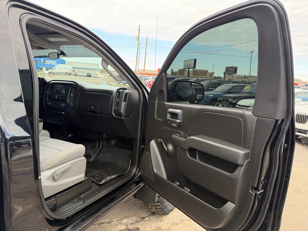 2018 Chevrolet Silverado 1500 Image 38