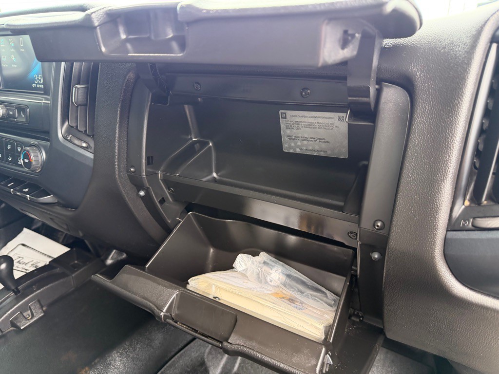 2018 Chevrolet Silverado 1500 Image 43