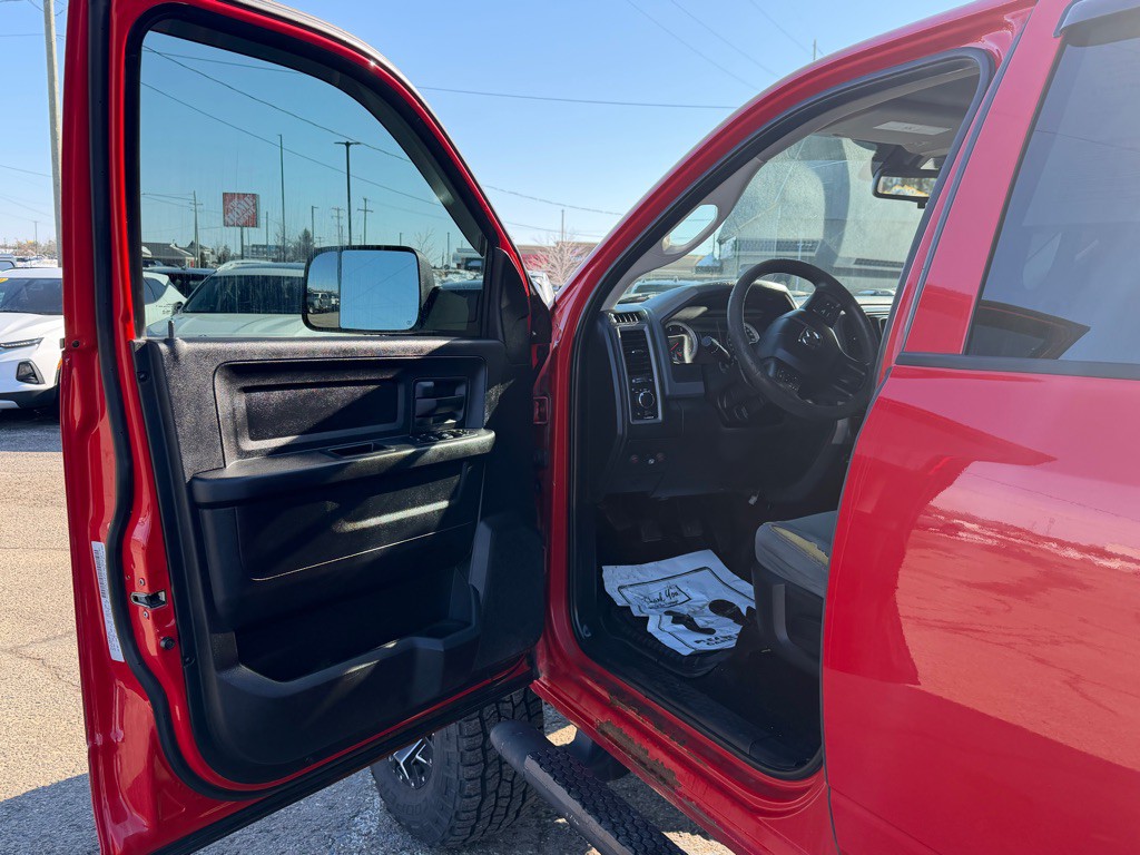 2016 RAM 2500 Image 11