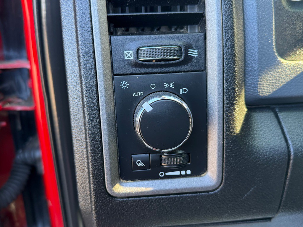2016 RAM 2500 Image 15