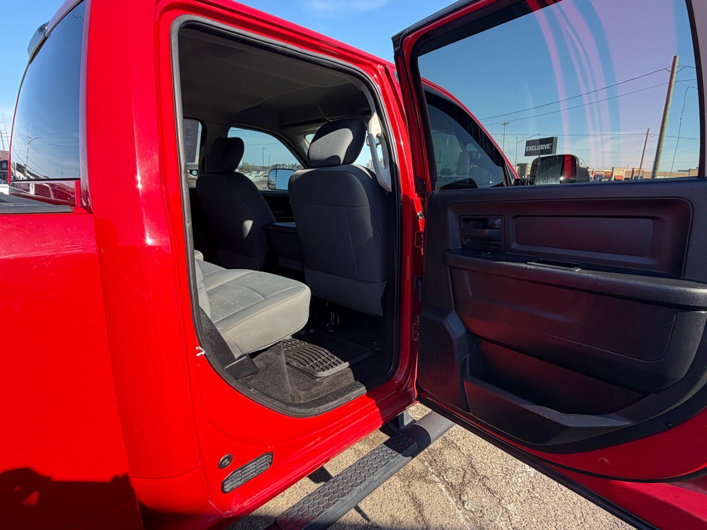 2016 RAM 2500 Image 44