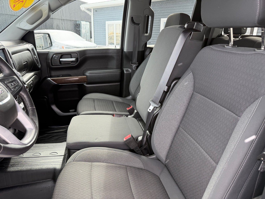 2022 GMC Sierra Image 18