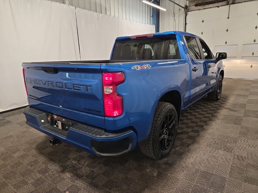 2023 Chevrolet Silverado 1500 Image 3