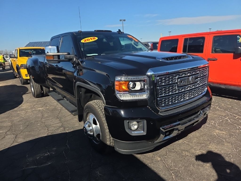 2018 GMC Sierra Image 3