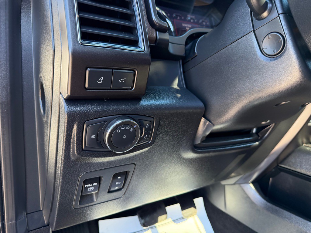 2020 Ford Expedition Image 18