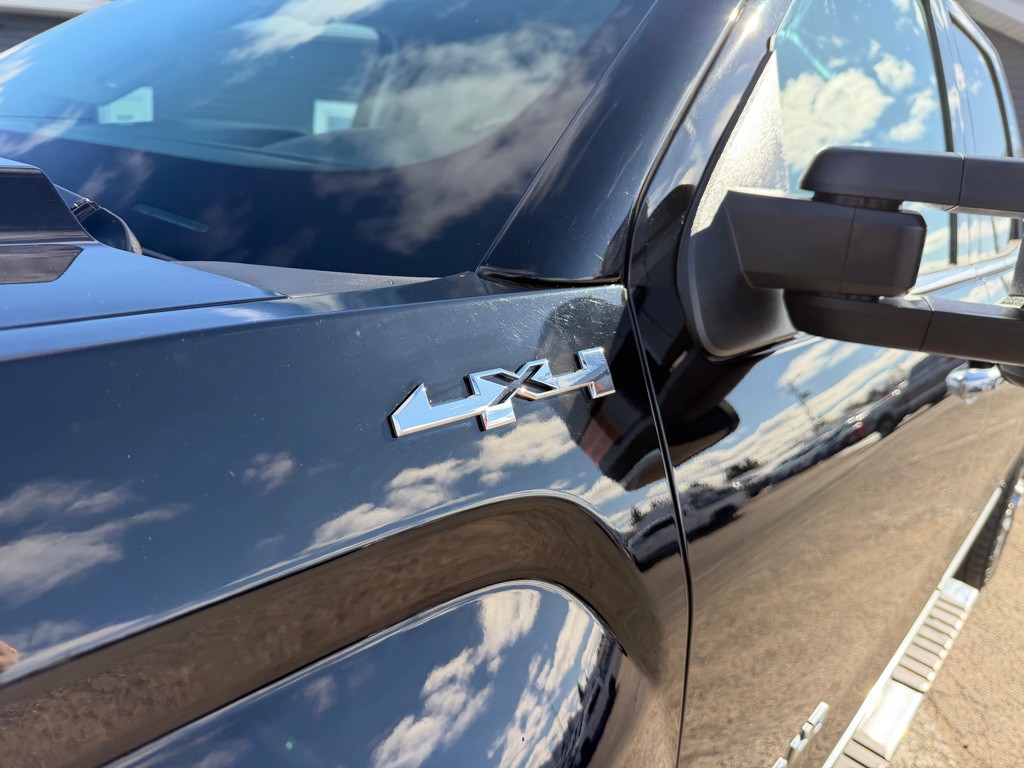 2018 GMC Sierra 2500 Image 11