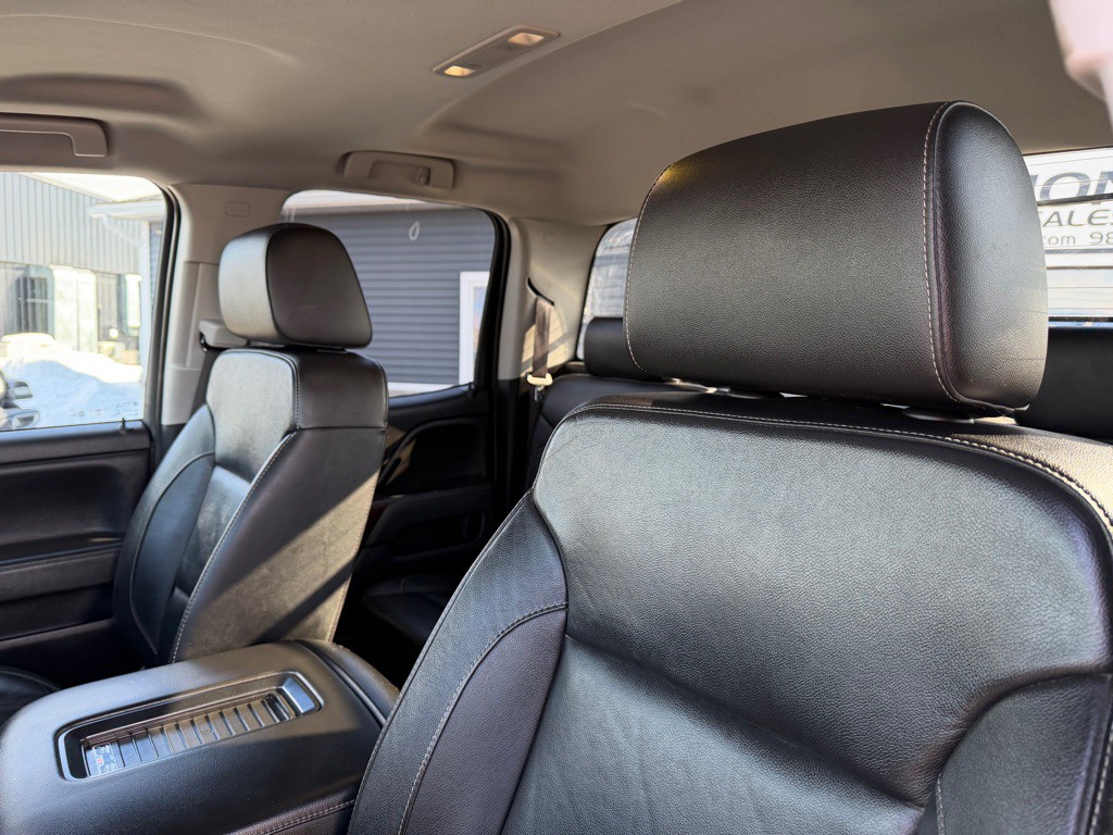 2018 GMC Sierra 2500 Image 17