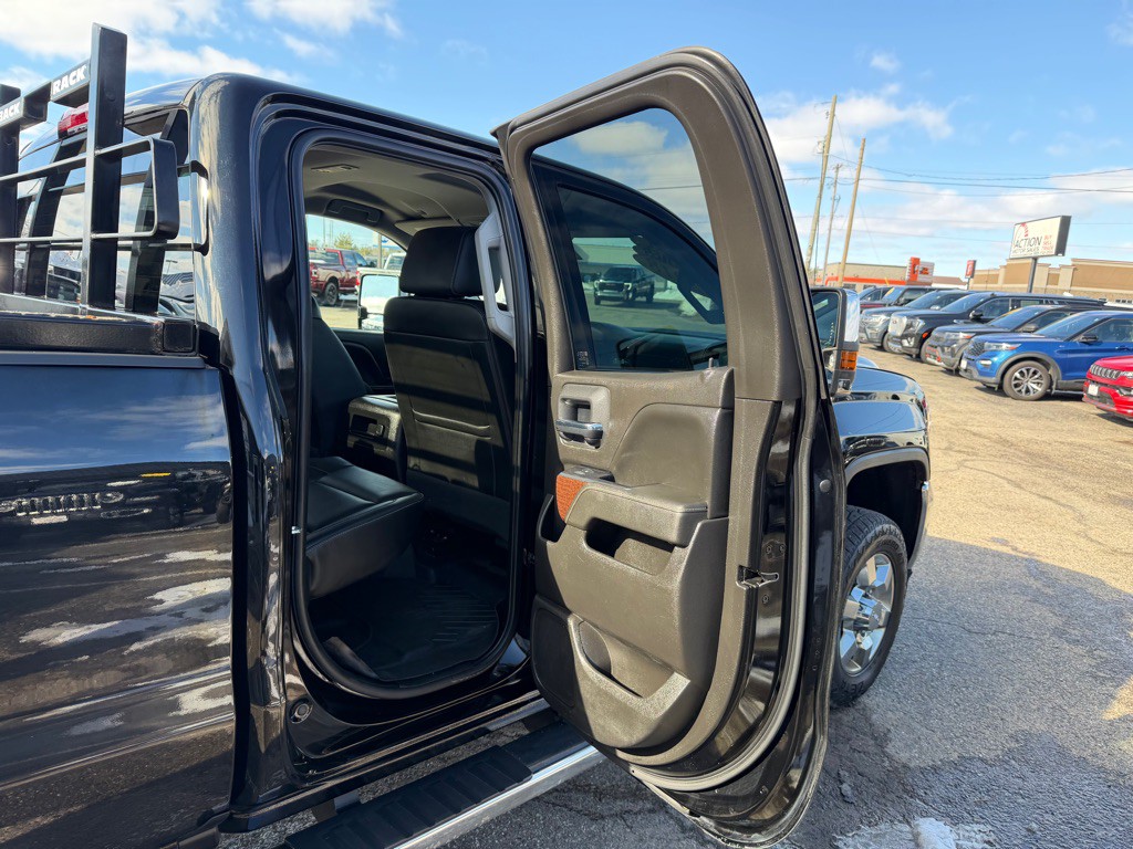 2018 GMC Sierra 2500 Image 51