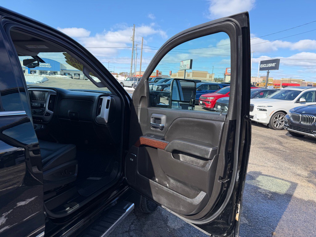 2018 GMC Sierra 2500 Image 56