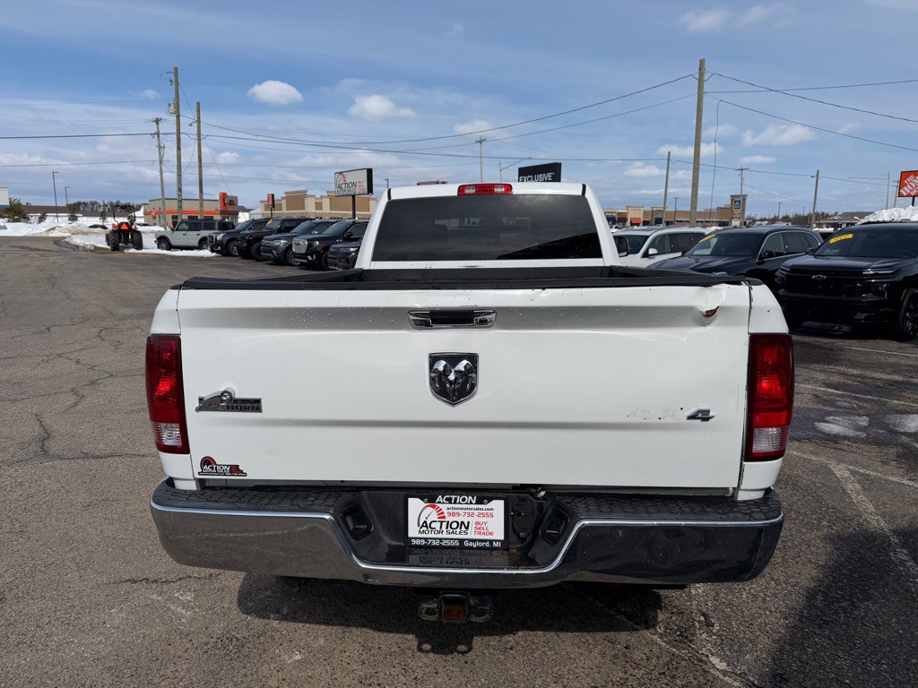 2015 RAM 3500 Image 4