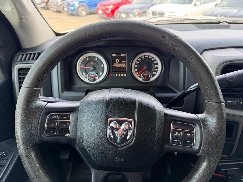 2015 RAM 3500 Image 13