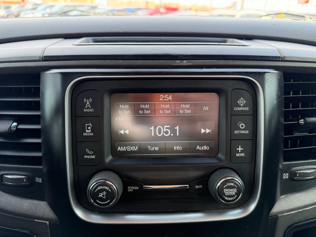 2015 RAM 3500 Image 19