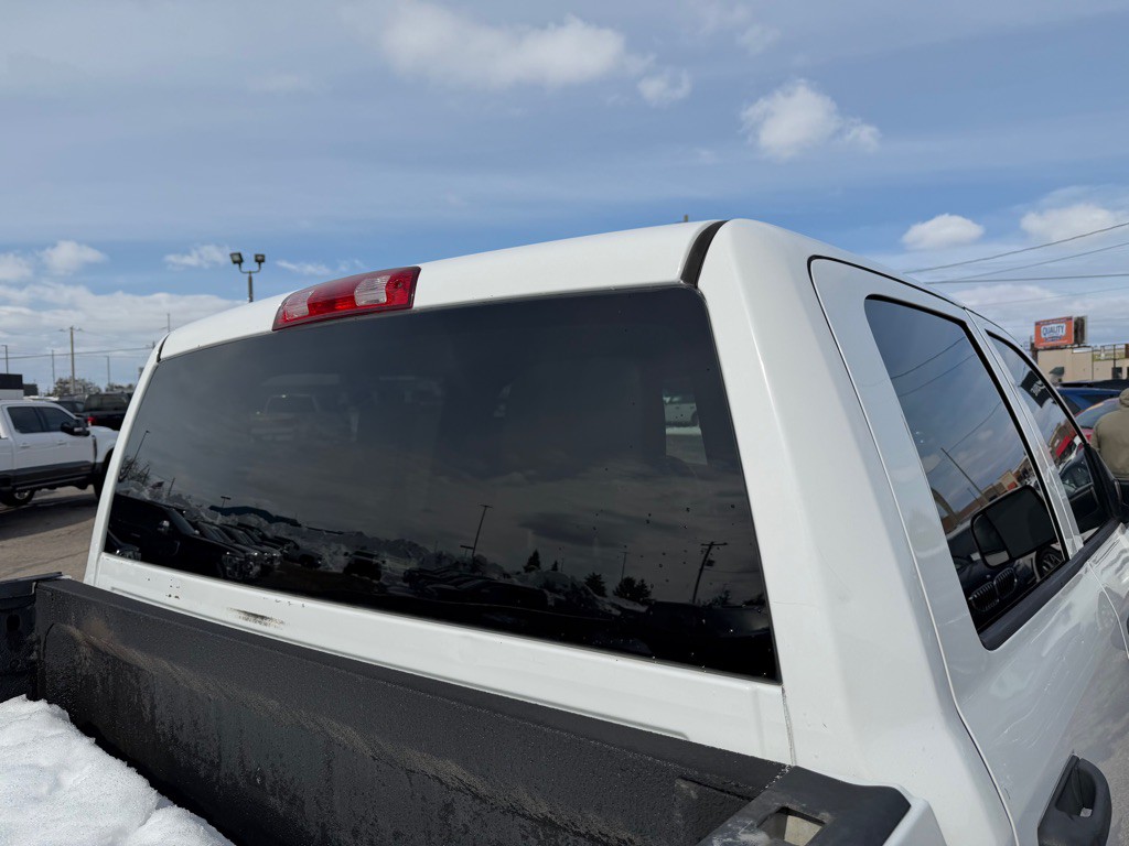 2015 RAM 3500 Image 24