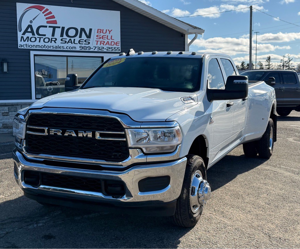 2024 RAM 3500 Image 1