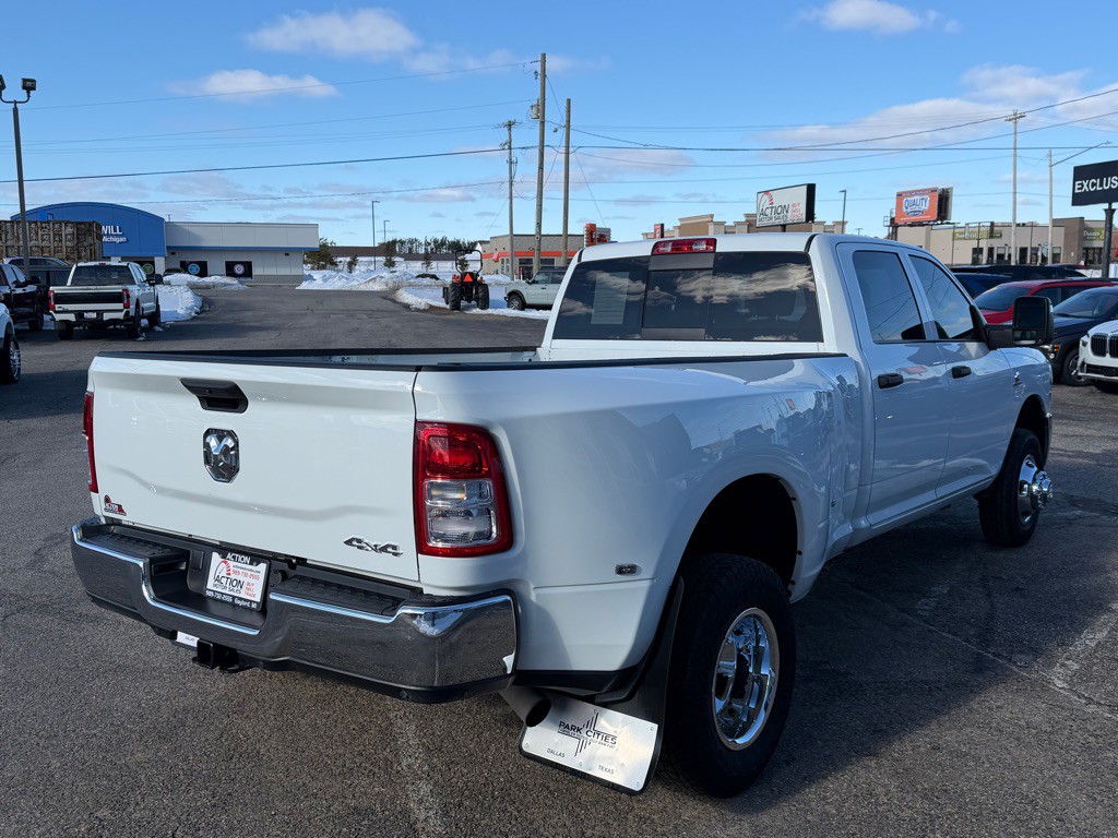 2024 RAM 3500 Image 5
