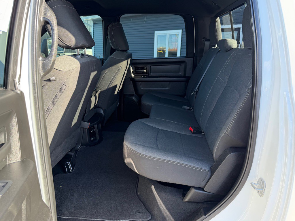 2024 RAM 3500 Image 36