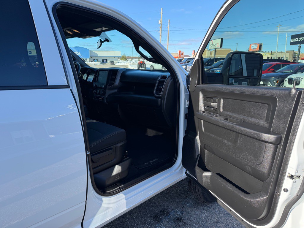 2024 RAM 3500 Image 53