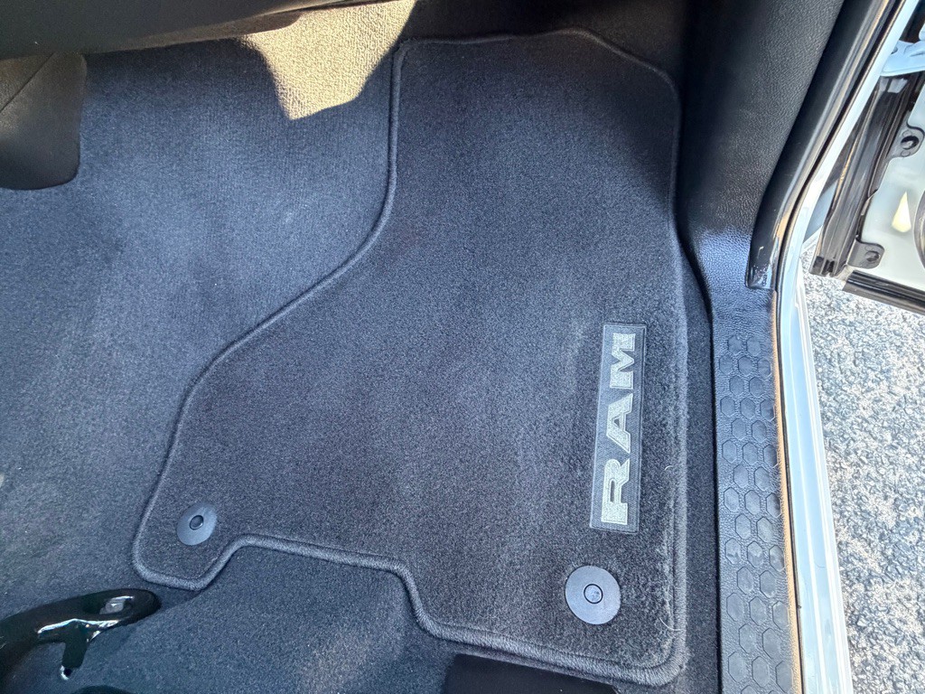 2024 RAM 3500 Image 59