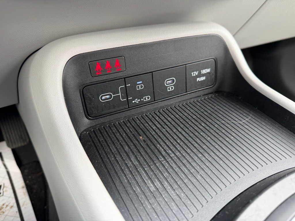 2024 Hyundai Kona Image 24