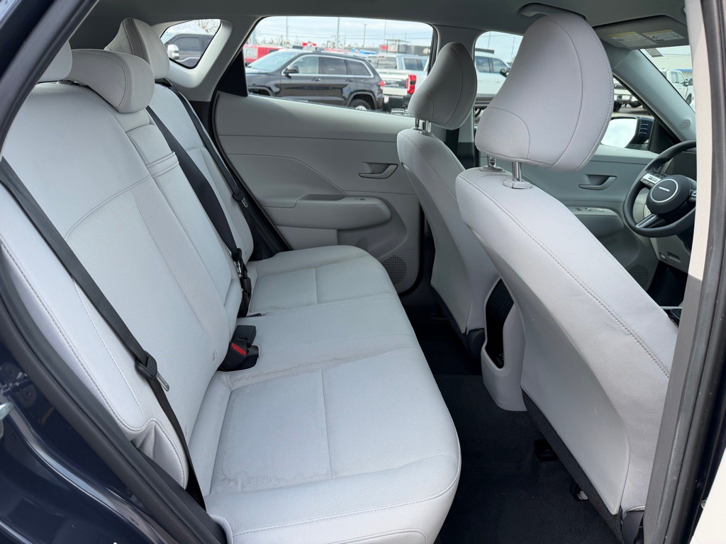 2024 Hyundai Kona Image 40
