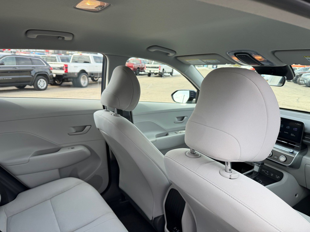 2024 Hyundai Kona Image 42