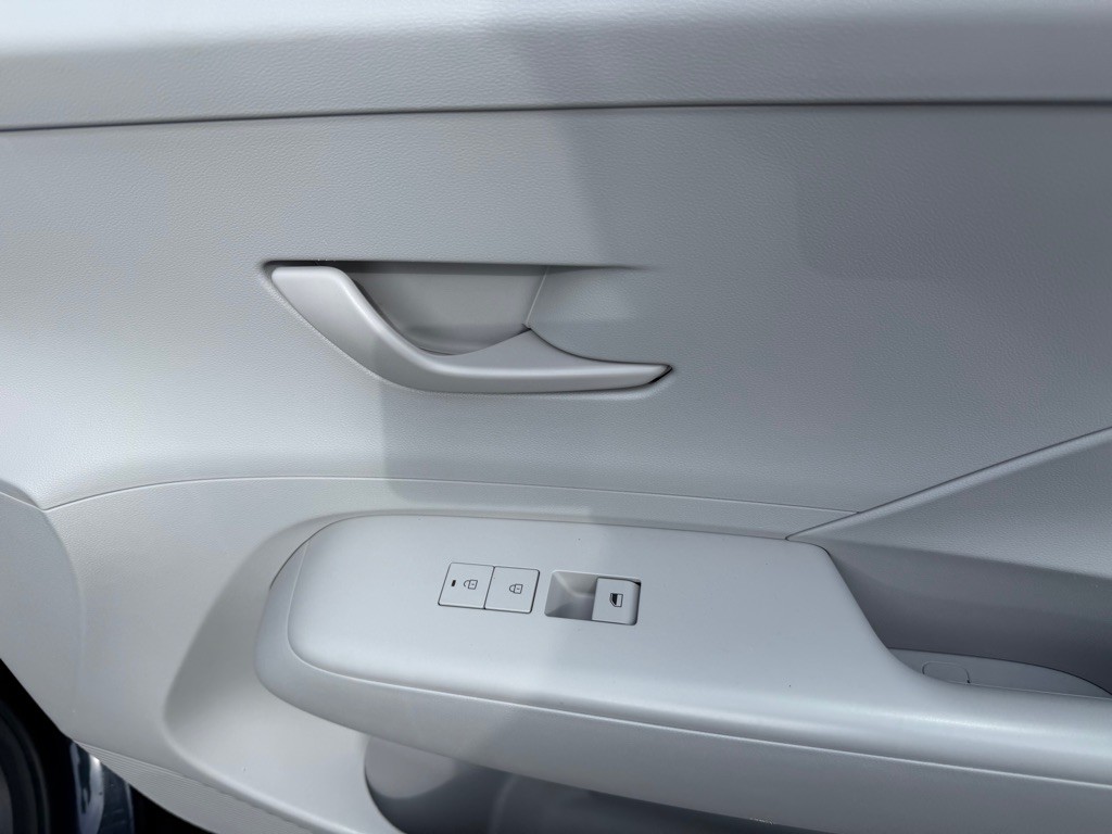 2024 Hyundai Kona Image 44