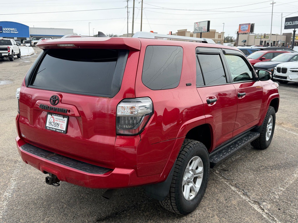 2016 Toyota 4Runner Image 5
