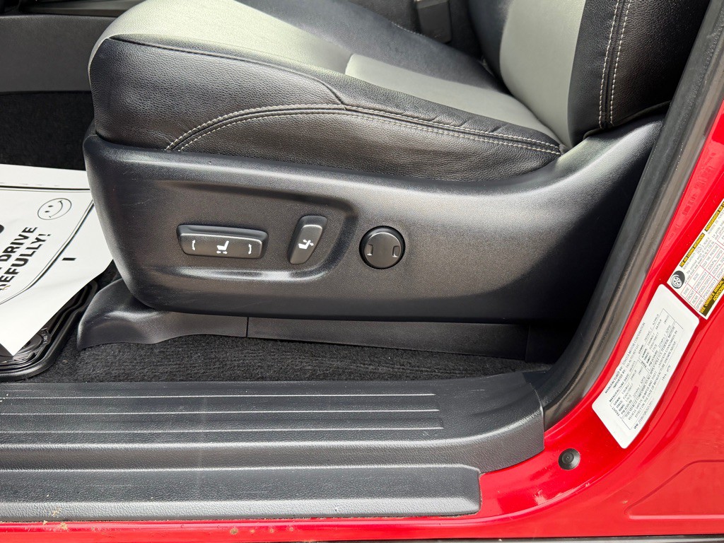 2016 Toyota 4Runner Image 12