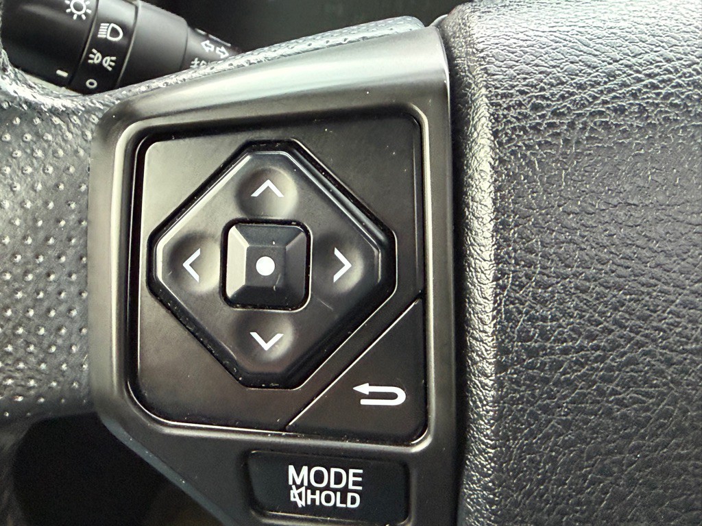 2016 Toyota 4Runner Image 20